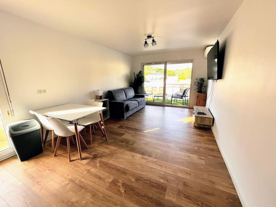 Superbe Studio Climatise Avec Terrasse Proche Mer Cagnes-sur-Mer Kültér fotó
